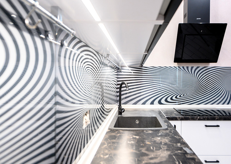 Заказать кухню со скинали и подсветкой в Одессе