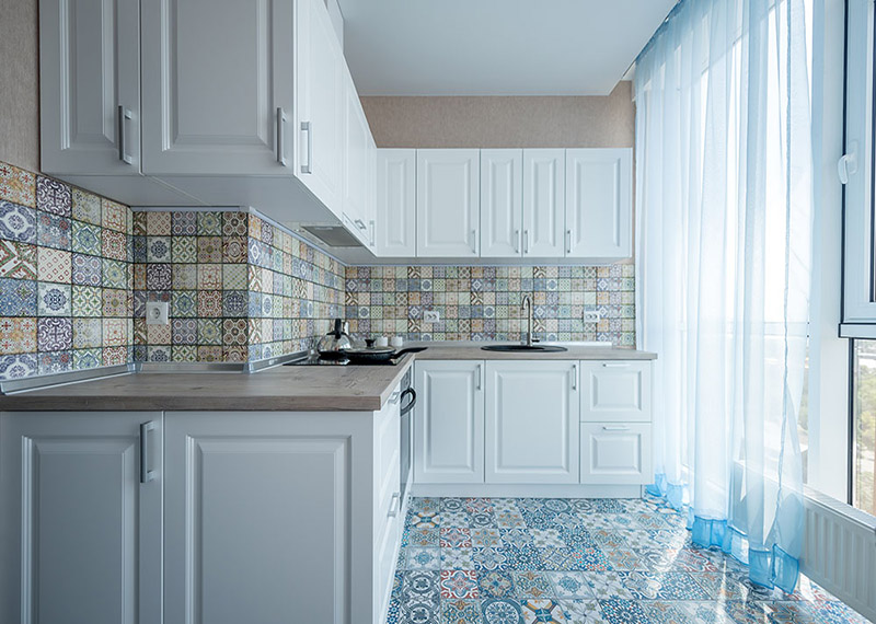 белые рамочные фасады одесса